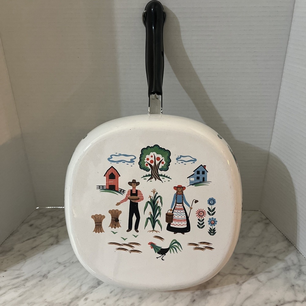Sears VTG Cottage Berggren enamelware 8" Fry Pan Skillet Farmer Rooster Barn